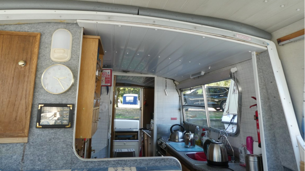 Maytime Safari Internal